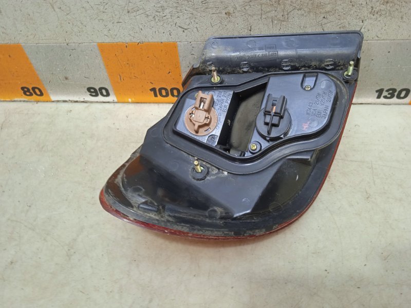 Фонарь задний правый