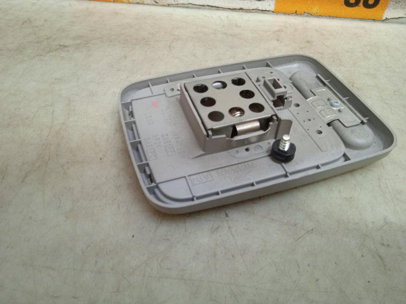 Плафон салонный