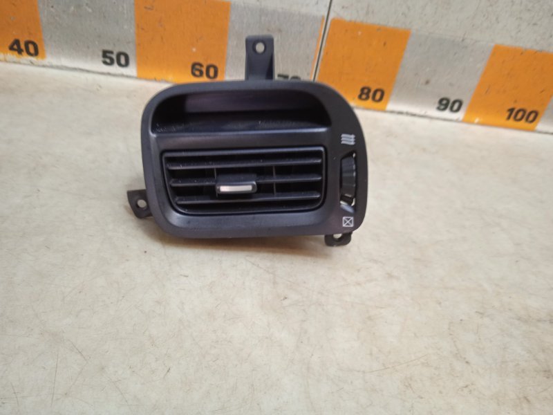 Дефлектор воздушный