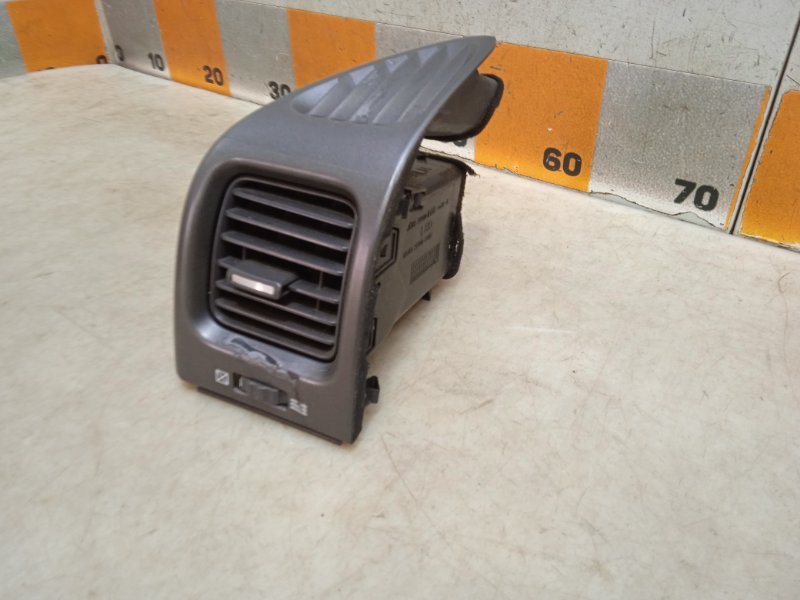 Дефлектор воздушный