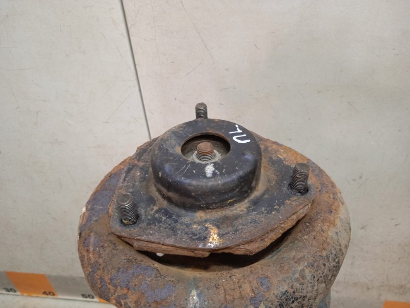 Амортизатор передний