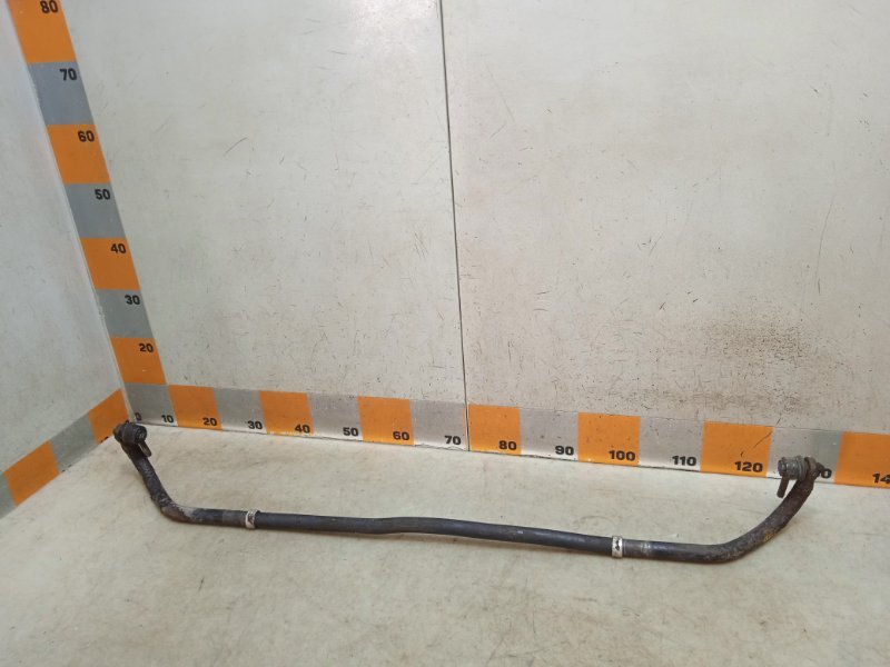 Стабилизатор передний