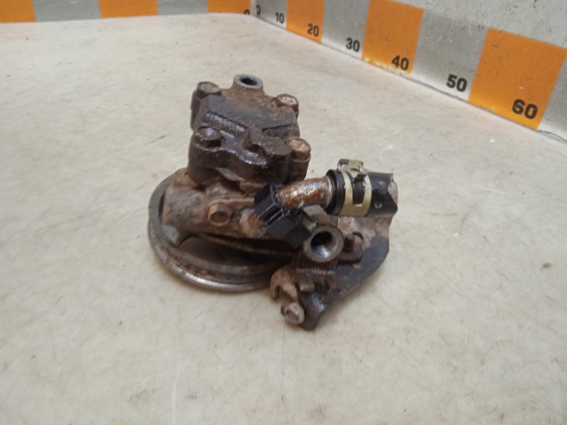 Насос ГУР (гидроусилитель руля)