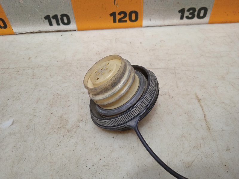 Крышка бензобака