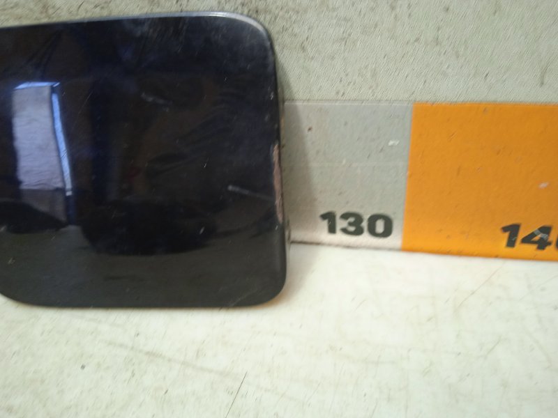 Лючок бензобака