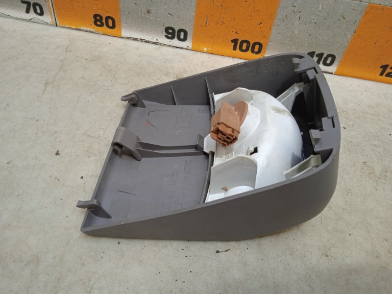 Фонарь задний (стоп сигнал)