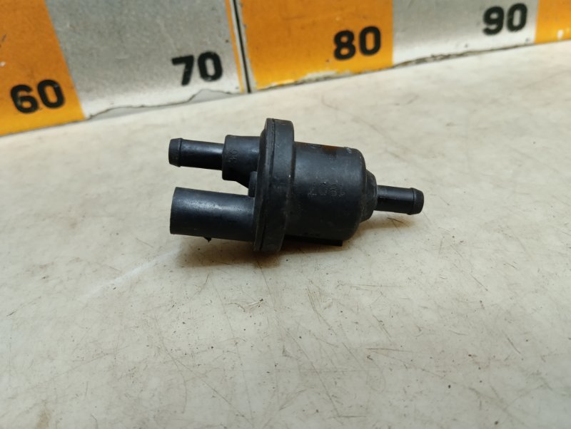 Клапан вентиляции топливного бака