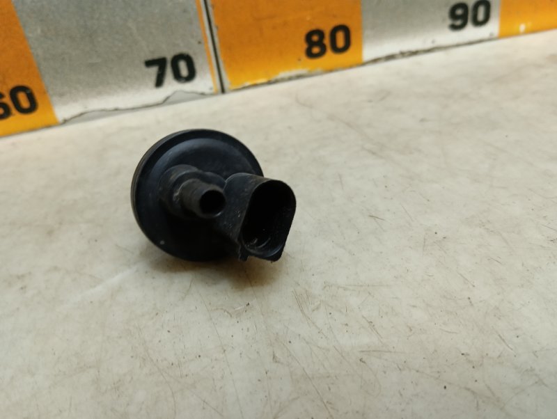 Клапан вентиляции топливного бака