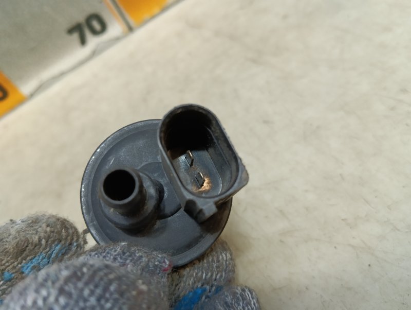 Клапан вентиляции топливного бака