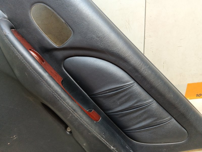 Обшивка двери