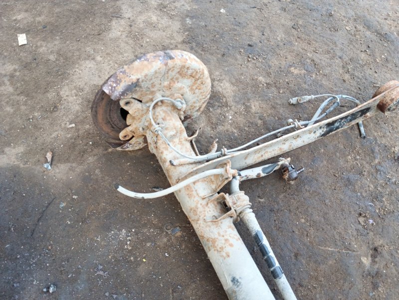 Балка задняя