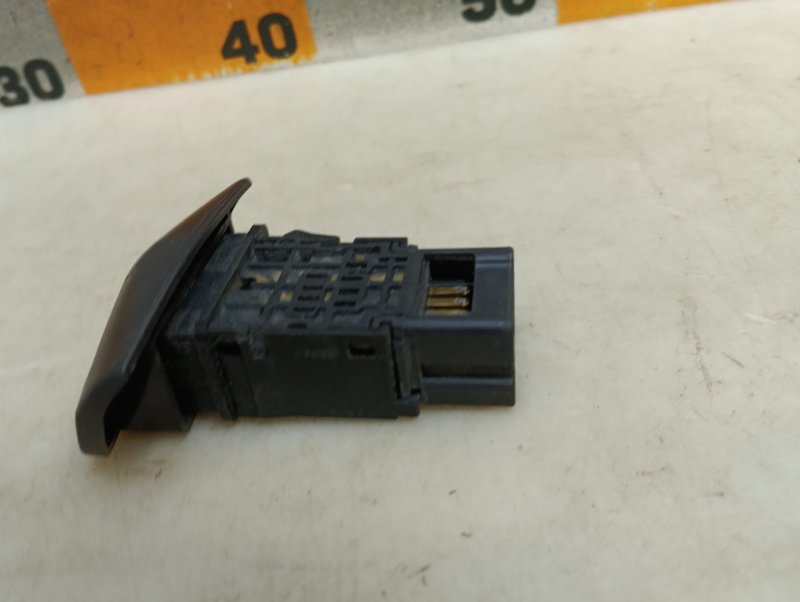 Кнопка аварийной остановки