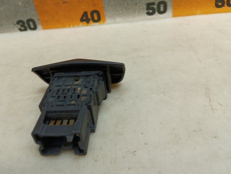 Кнопка аварийной остановки