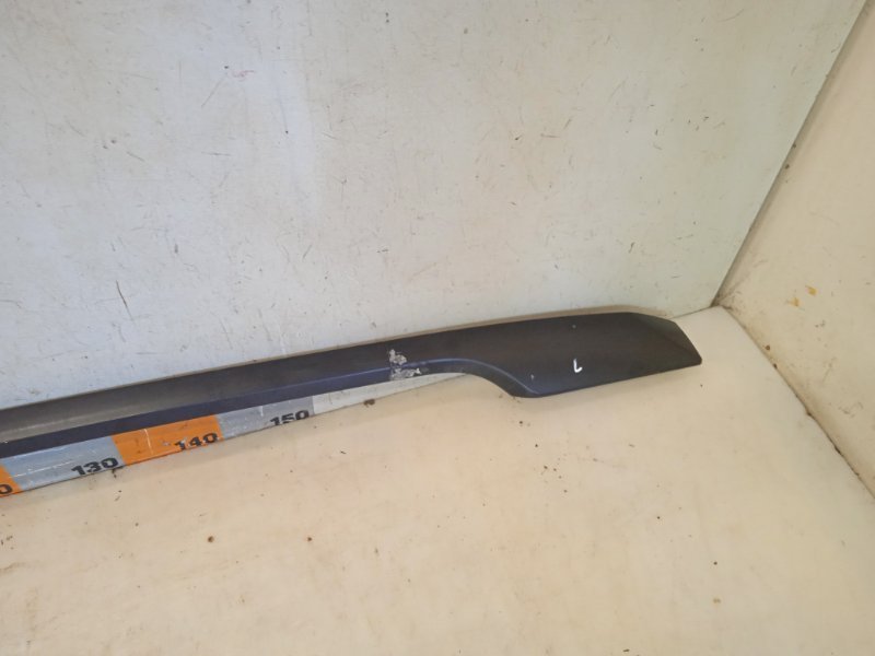 Рейлинг (релинг) левый (планка на крышу)