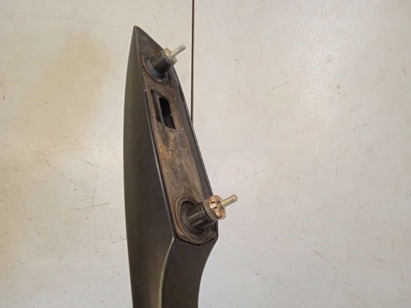 Рейлинг (релинг) левый (планка на крышу)