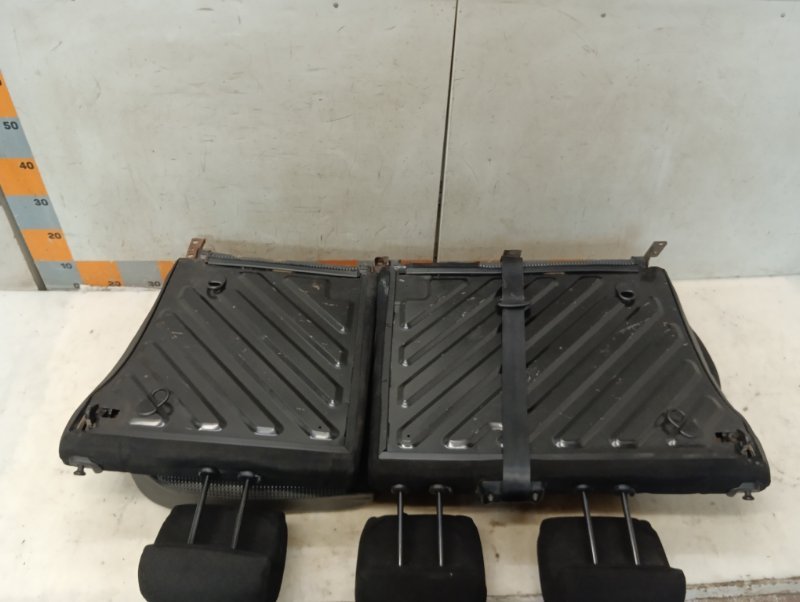 Сиденье салонное