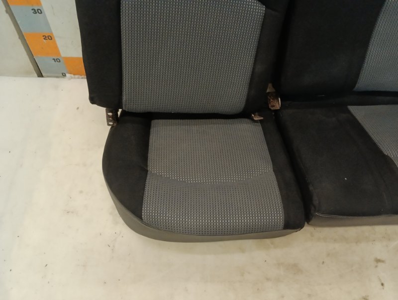 Сиденье салонное