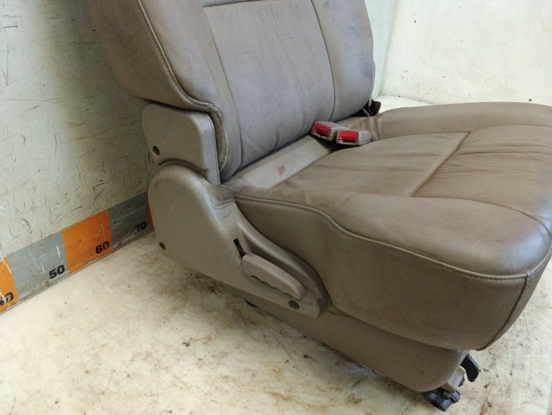 Сиденье салонное