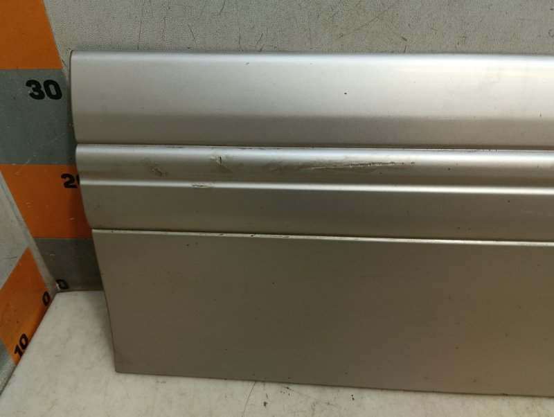 Накладка двери задней левой