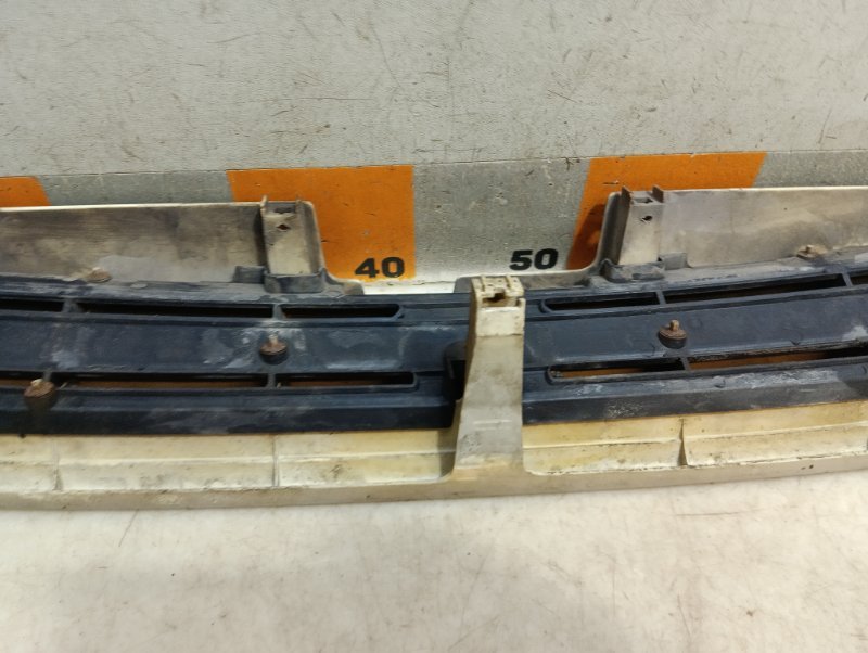 Решетка радиатора