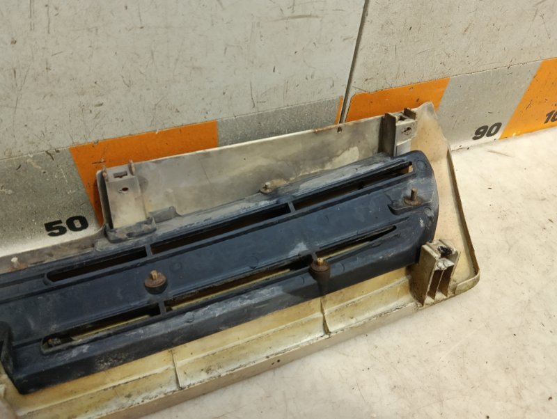 Решетка радиатора