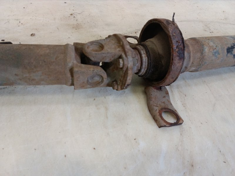 Вал карданный