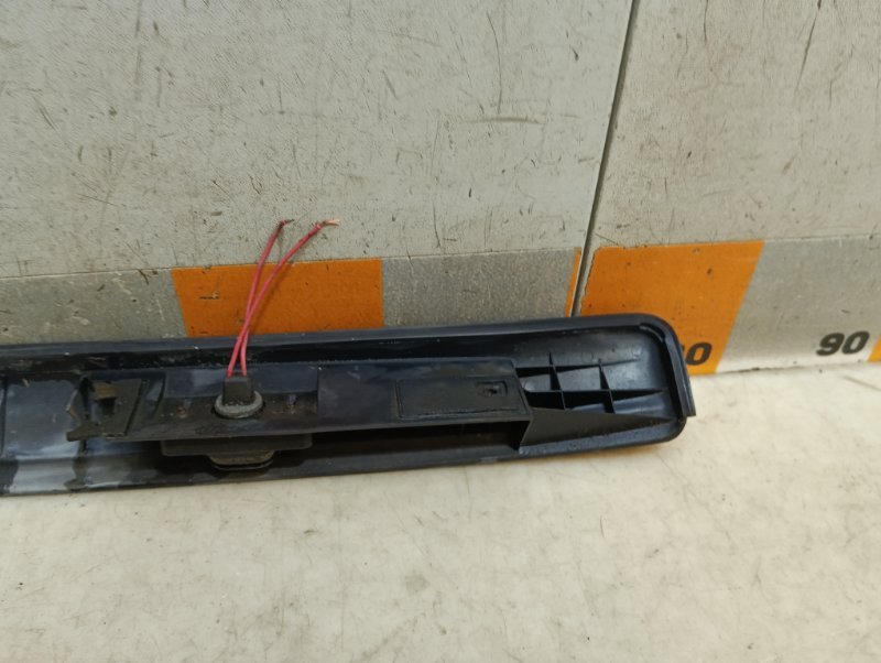 Накладка крышки багажника