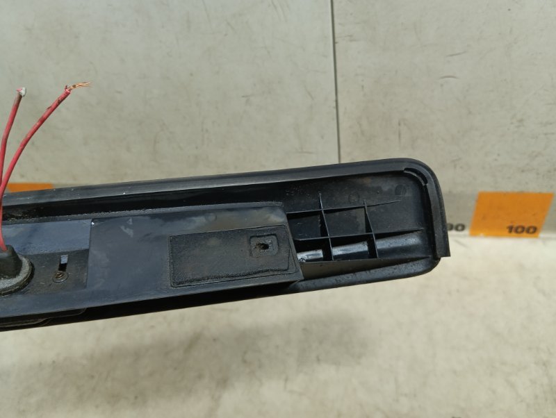 Накладка крышки багажника