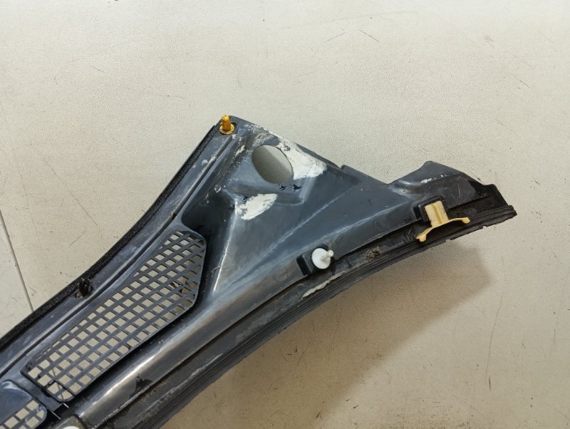 Решетка стеклоочистителей (Жабо)