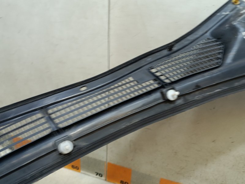 Решетка стеклоочистителей (Жабо)