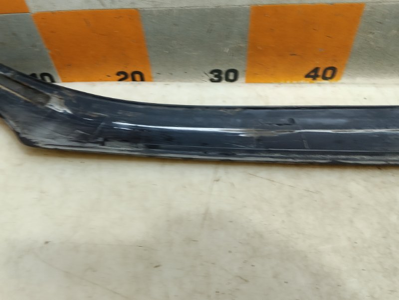 Молдинг лобового стекла