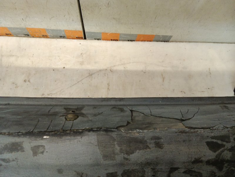 Бампер задний