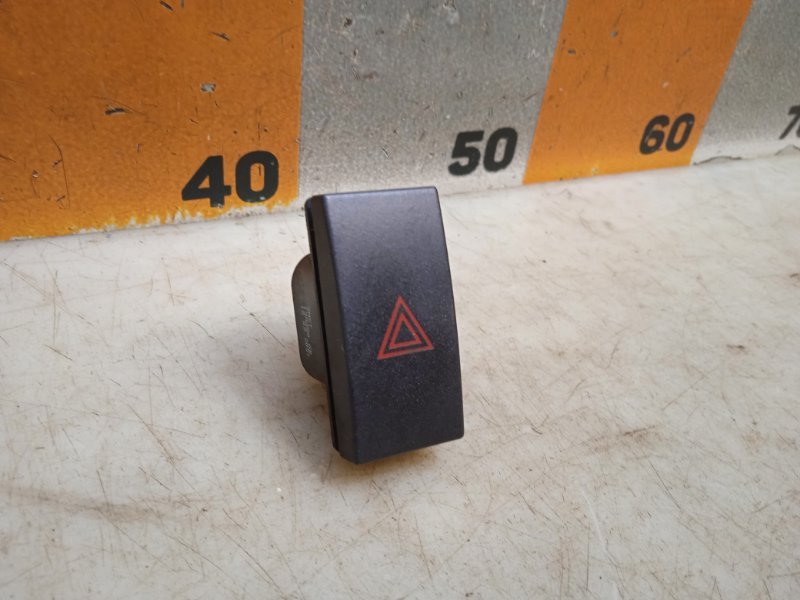 Кнопка аварийной остановки