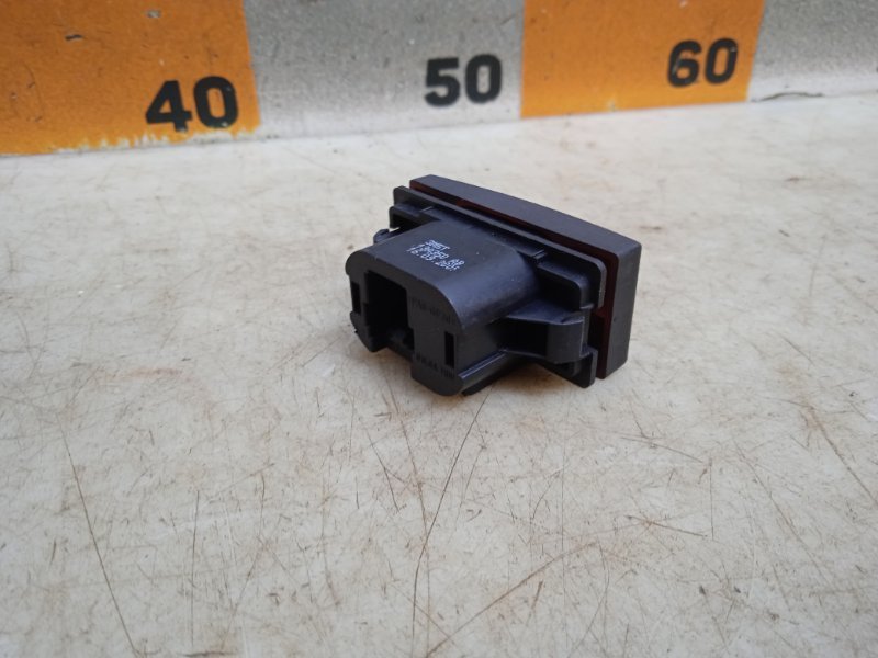 Кнопка аварийной остановки