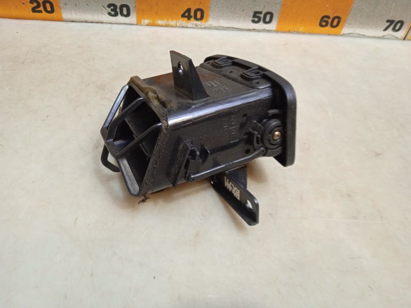 Дефлектор воздушный