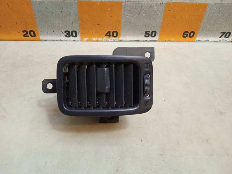 Дефлектор воздушный