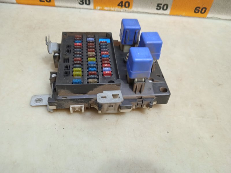 Блок предохранителей