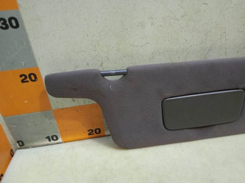 Козырек солнцезащитный