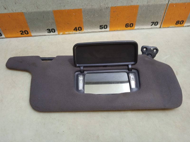 Козырек солнцезащитный