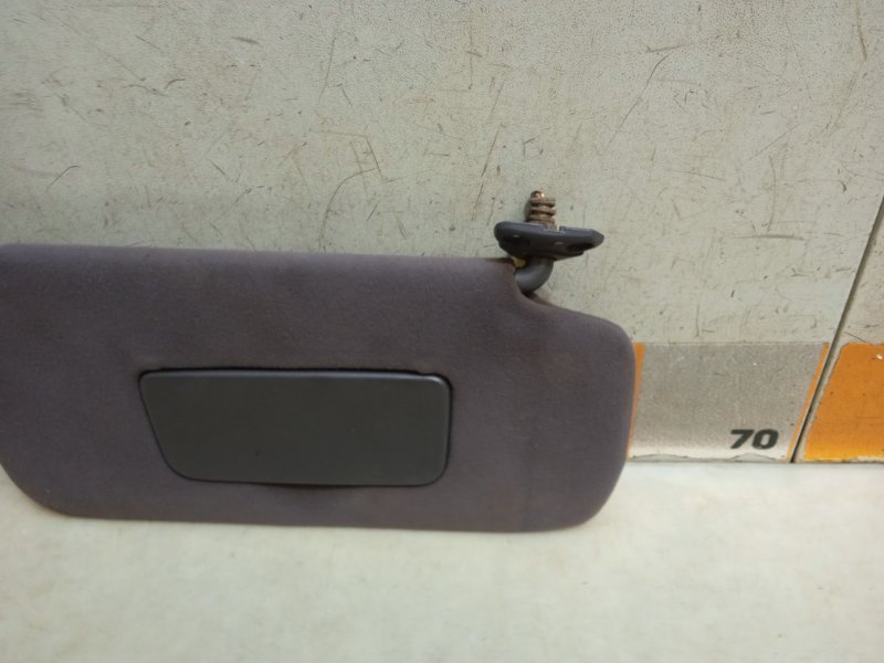 Козырек солнцезащитный