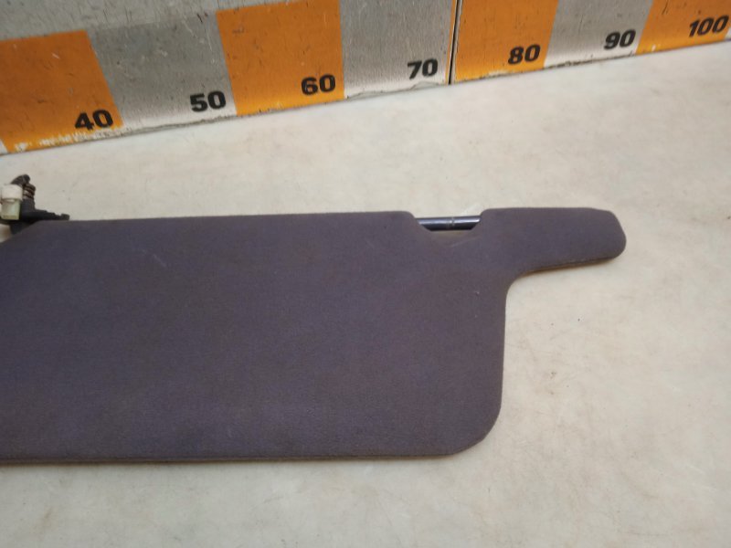 Козырек солнцезащитный