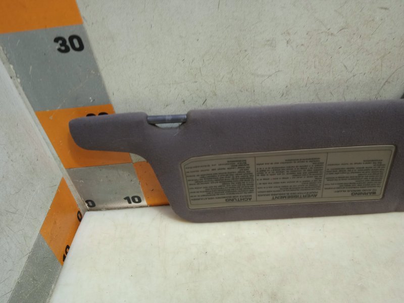 Козырек солнцезащитный