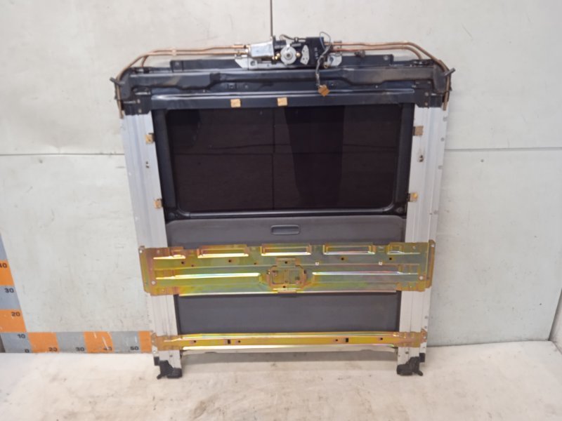 Люк в сборе электрический