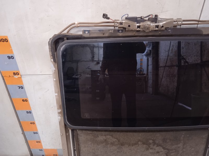 Люк в сборе электрический