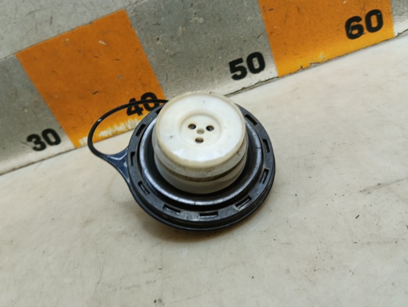 Крышка бензобака