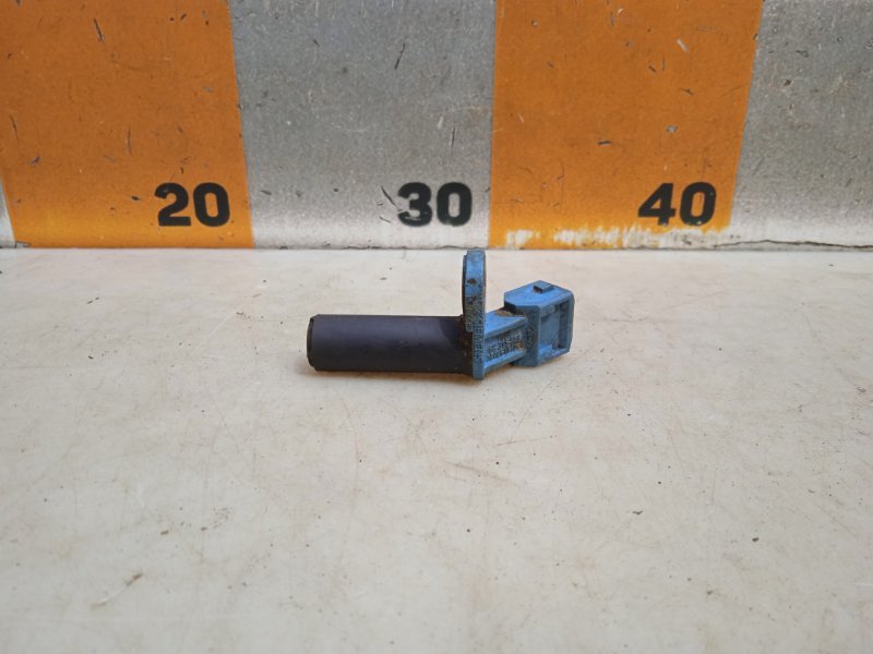 Датчик положения коленвала