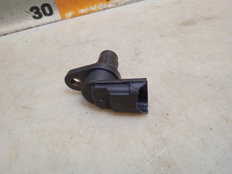 Датчик положения распредвала