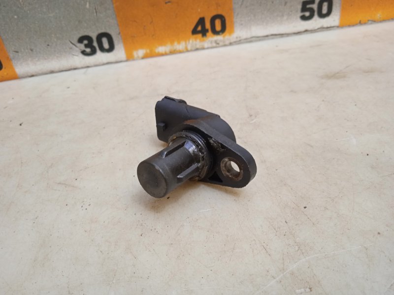 Датчик положения распредвала