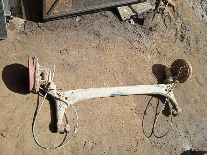Балка задняя