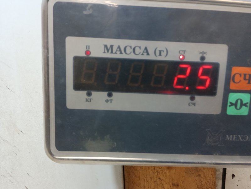 Стекло двери задней правой